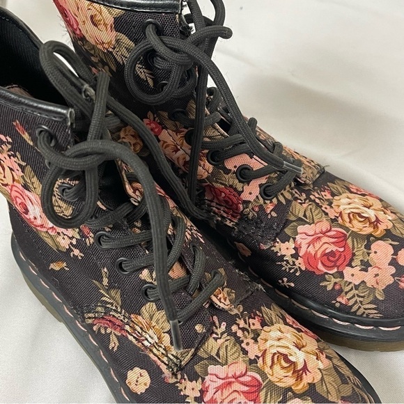 Dr. Martin's 1460 Pascal cloth lace up boots - Picture 6 of 11